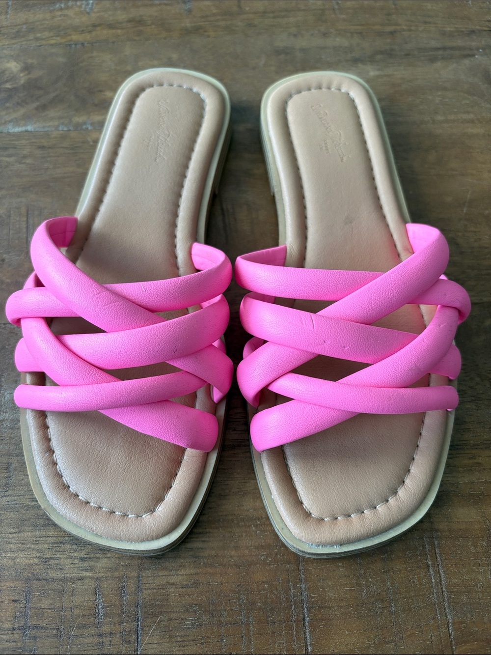 Universal Thread Hot Pink Crisscross Slide Sandals
